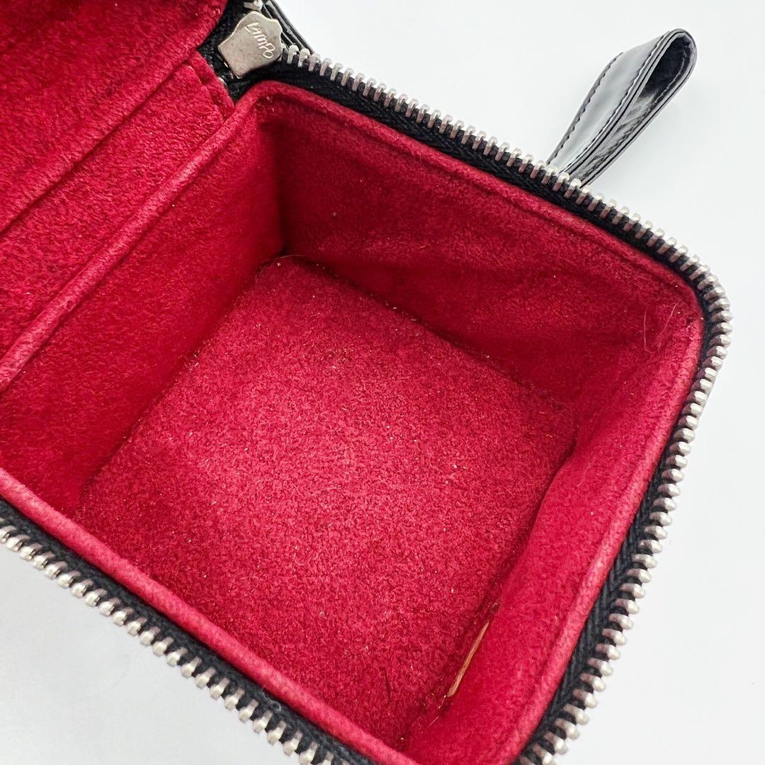 CHANEL シャネル　ココマーク　エナメル　バニティ　ポーチ　ブラック