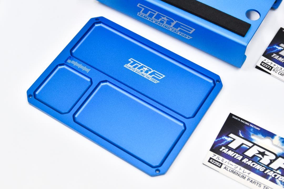 タミヤ TRF 2点セット （ メンテナンススタンド ／ アルミパーツトレイ）