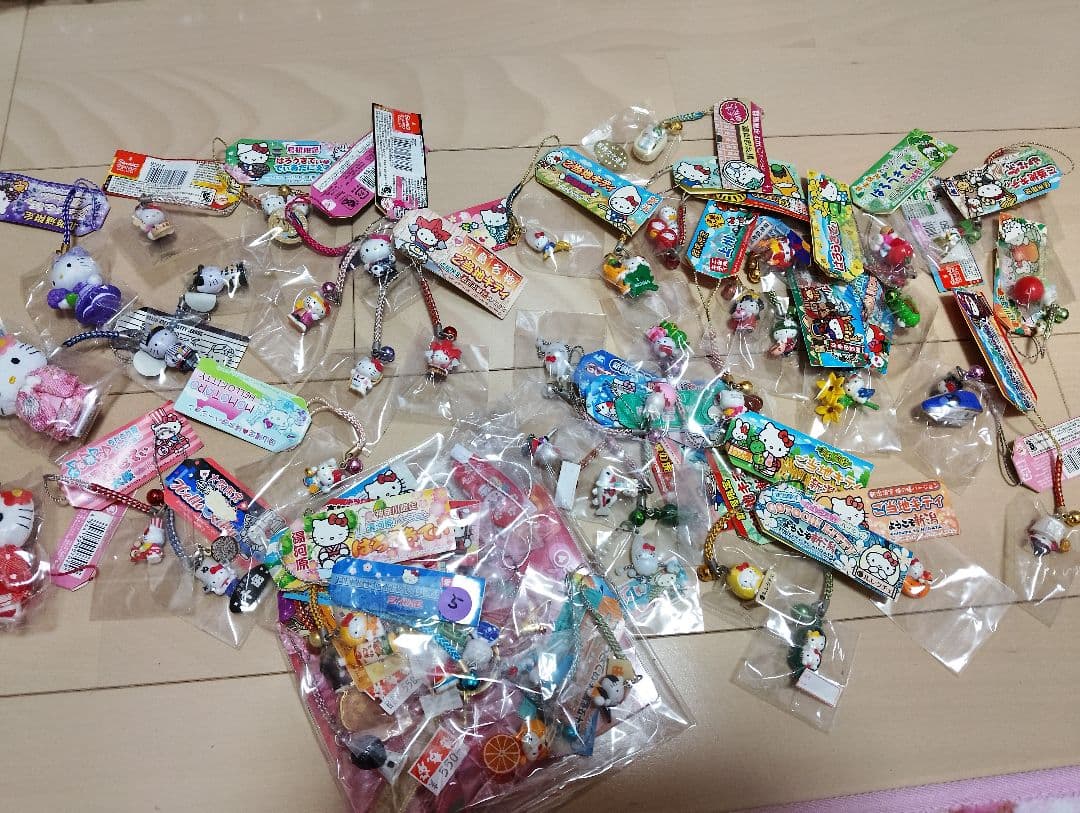 ご当地キティ☆根付　セット