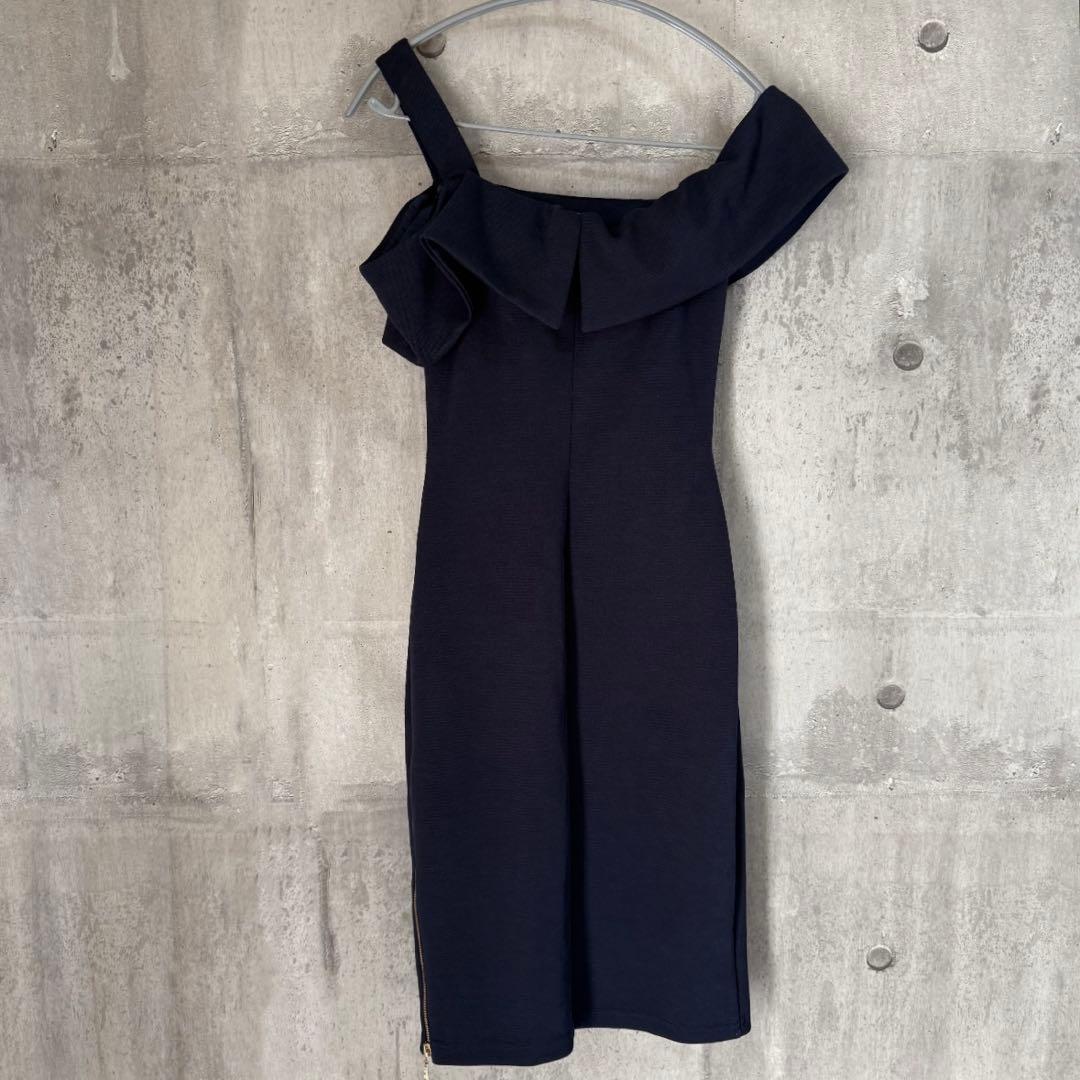 Veautt ヴュート 【XS】 オフショルダー　タイトドレス　ネイビー