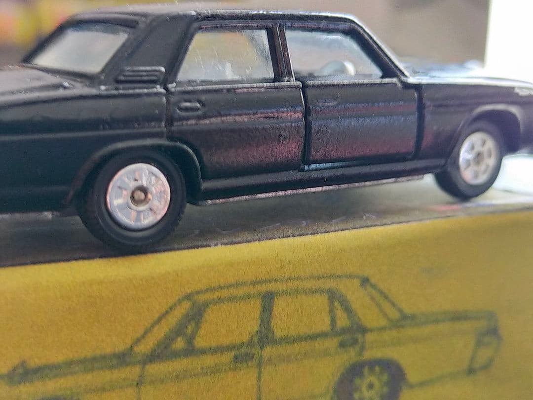 幻 初代 プレジデント カスタム品 黒箱 トミカ 日本製 150型 1F - メルカリ