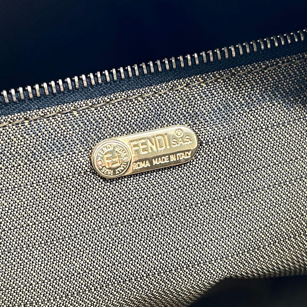 FENDI フェンディ バニティ ハンドバッグ ズッカ 鍵付き ブラウン