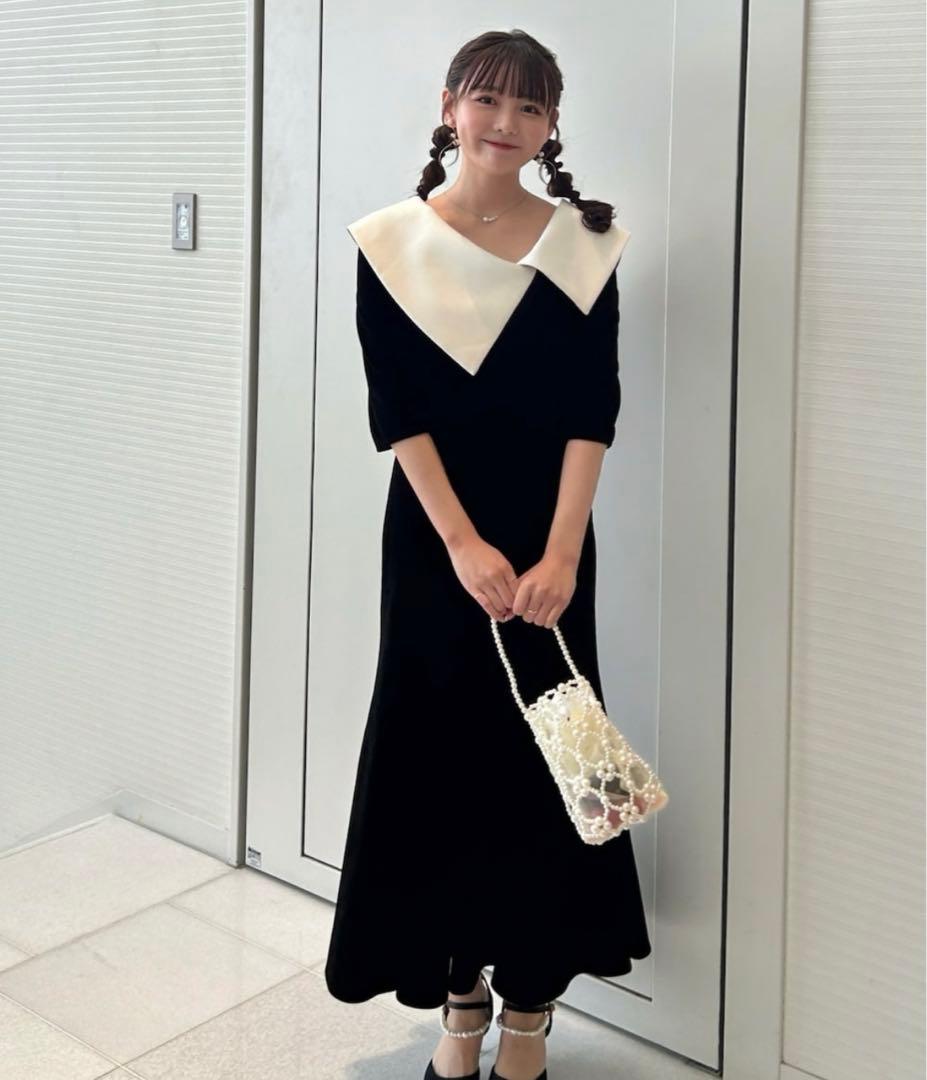 LEJA】配色アシンメトリービッグカラーベロアマーメイドシルエット