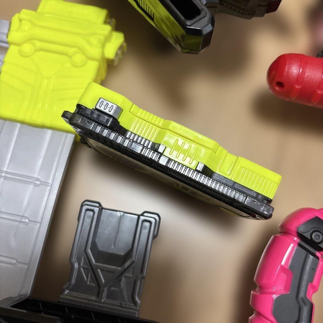 仮面ライダーエグゼイド　ビルド　ゼロワン　電王　ドライバーセット