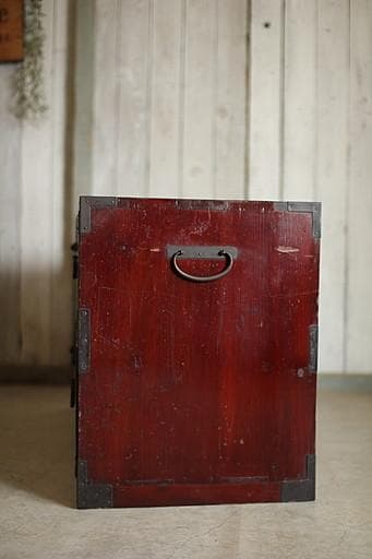 綺麗な丸金具庄内箪笥 2段 タンス 収納 古家具 古民家 時代家具