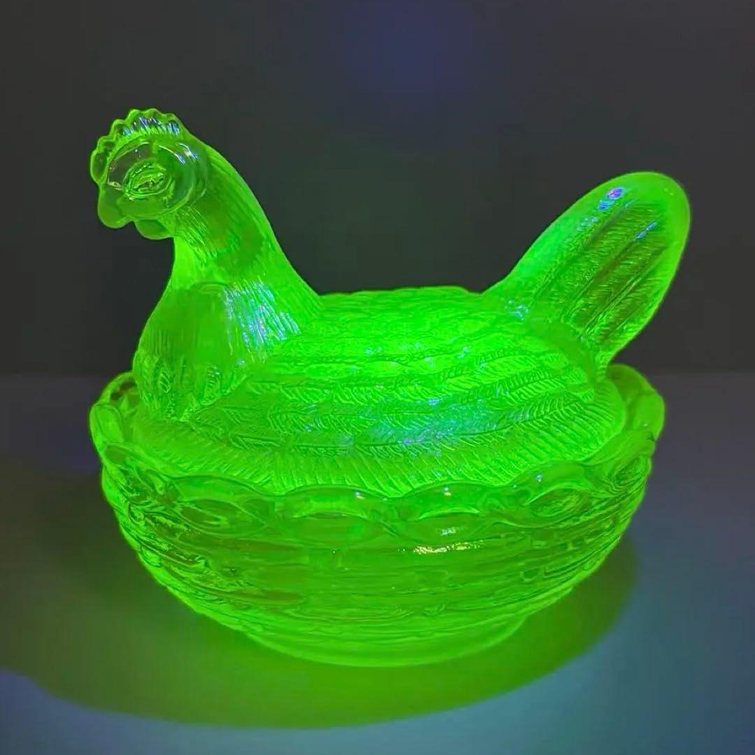 ウランガラス　鳥　小物入れ　キャニスター　置物 ウランガラス 鳥 小物入れ キャニスター 置物 ウランガラス 鳥 小物