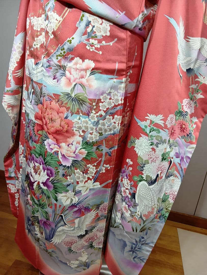 矢2626m)☆正絹☆振袖 コーラルピンク☆ 花鳥柄晴れ着成人式