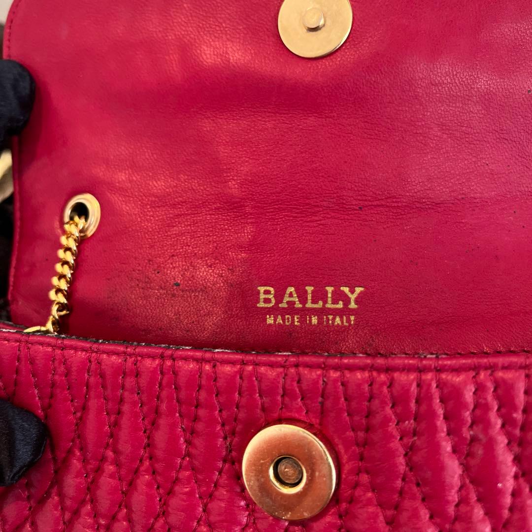 BALLY バリー ヴィンテージ キルティングショルダーバッグ ゴールドチェーン