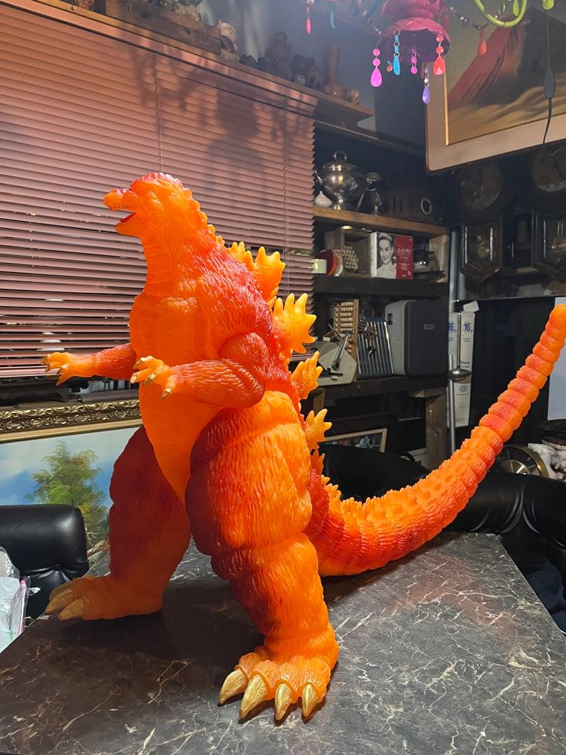オレンジ ゴジラ フィギュア 120センチ