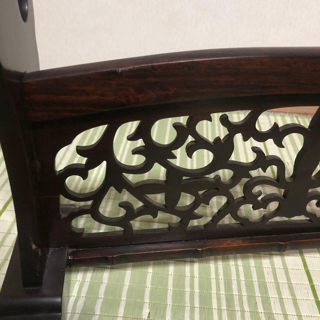 刀台　刀掛け　台座　飾り台　木製　刀立て　刀置き　模造刀置き　水牛の角置　唐木風