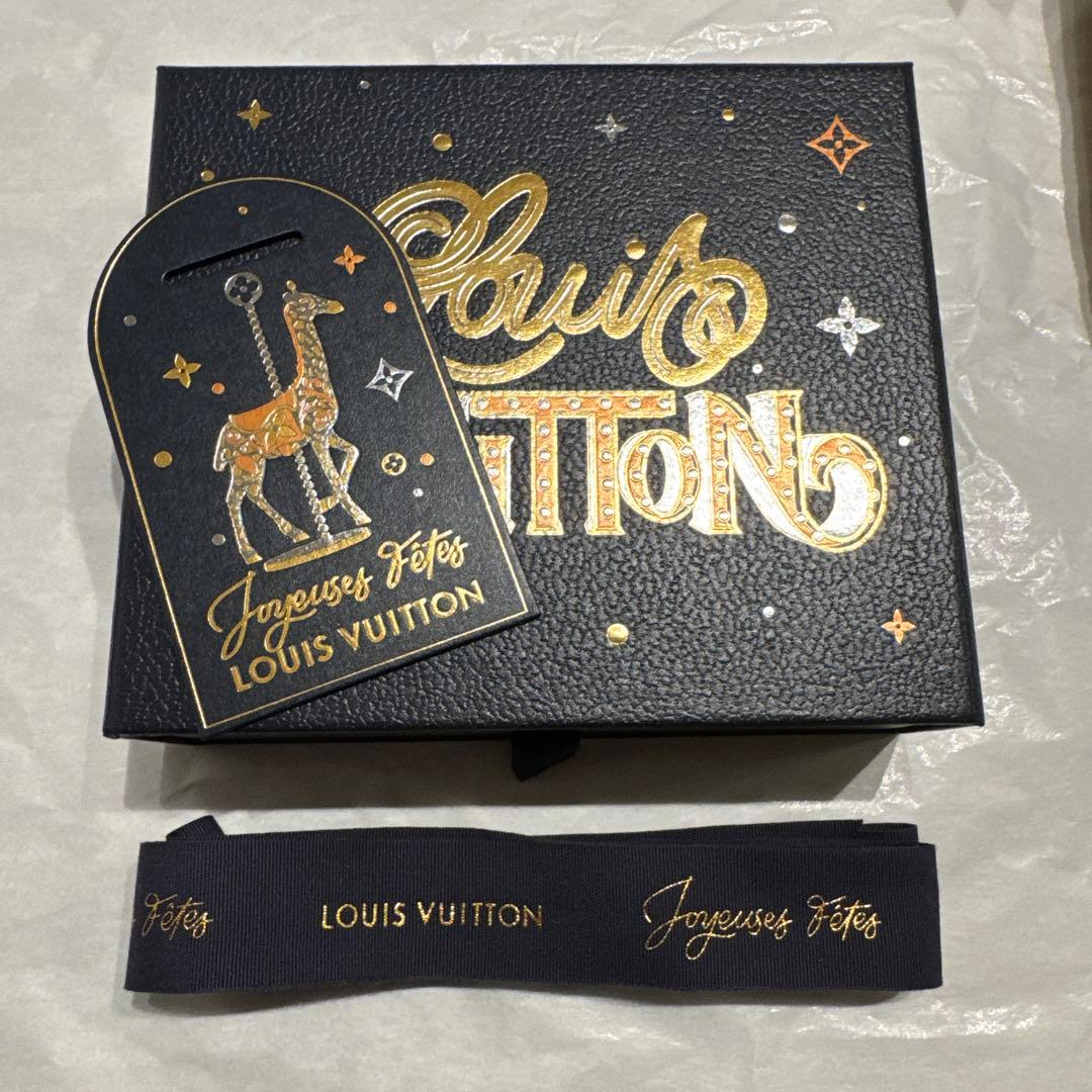 ルイヴィトン　カード　ケース　ポルト　カルト・ロミー！！