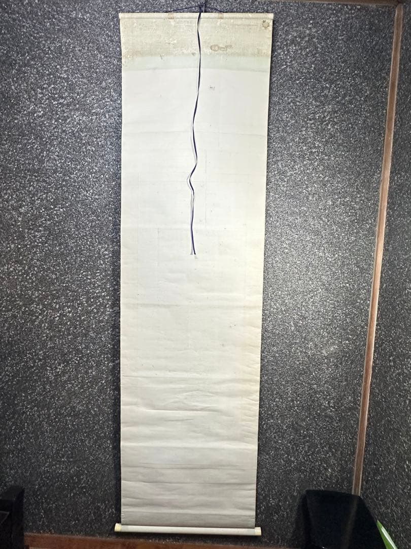 2076様感謝‼️春へ‼️座り雛「雛図」掛軸画絹本肉筆落款　栄輝筆　署名落款合わせ箱