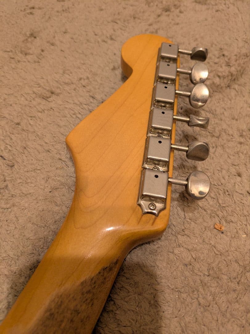 Fender japan コンポーネントレリックストラト