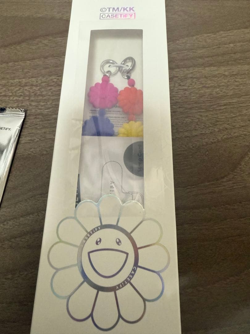 村上隆　フラワー　スマホチャーム　ケースティファイ　casetify レインボー