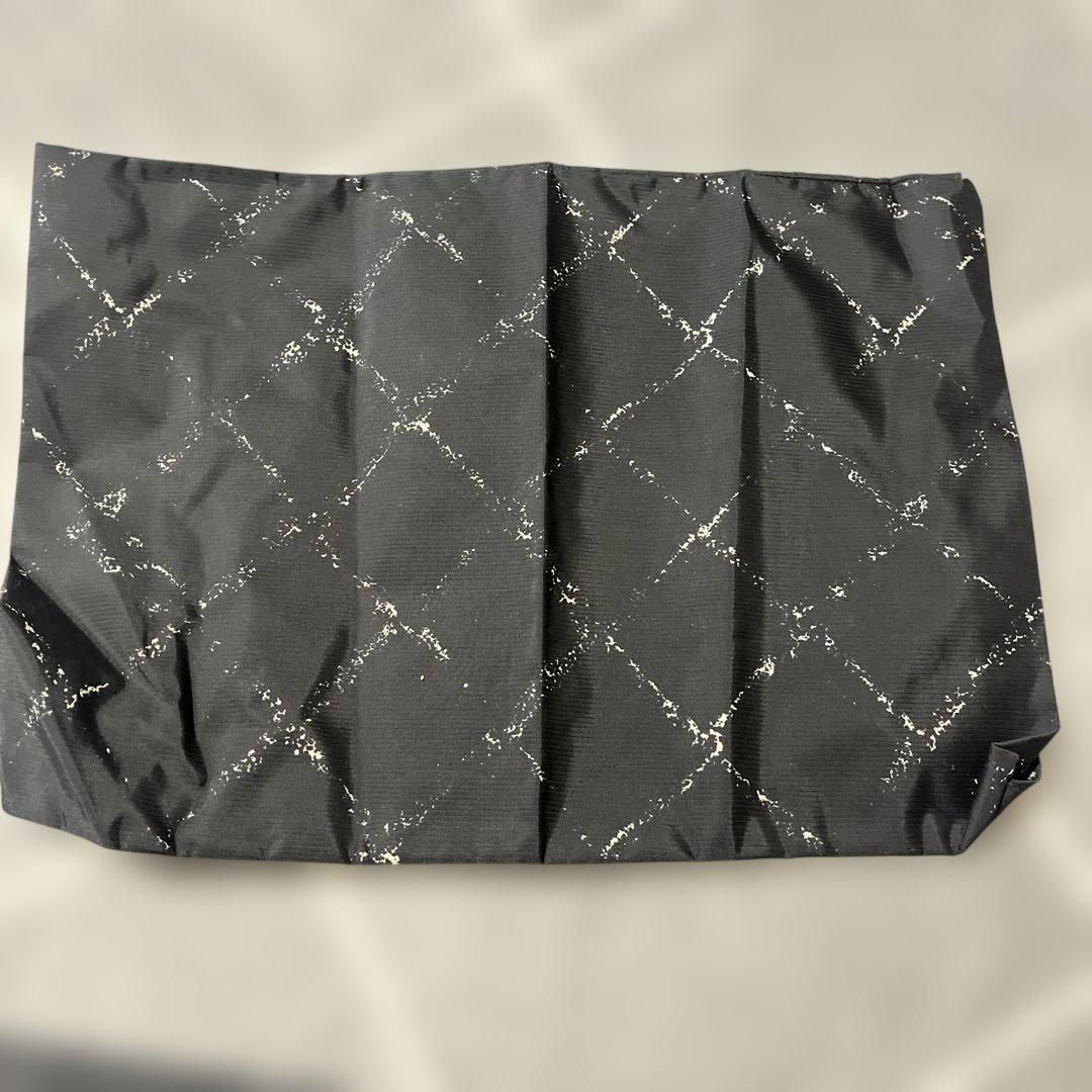 CHANEL ブラック ナイロン ハンドバッグ