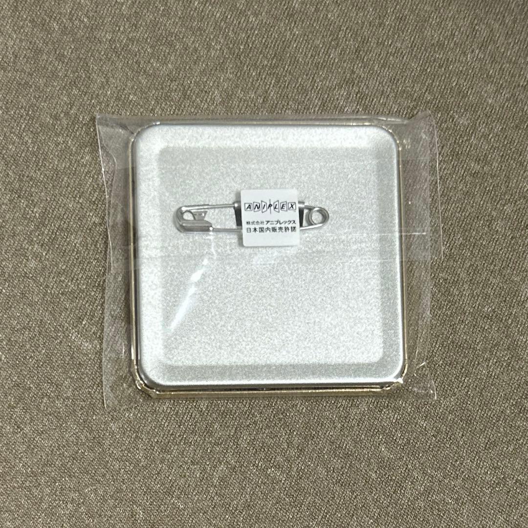 鬼滅の刃　ダイニング　お楽しみくじ　スクエア缶バッジ　冨岡義勇