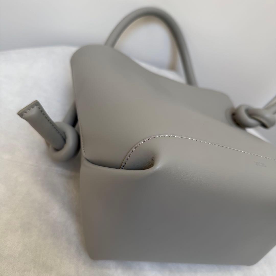 美品　VASIC PATTI MINI ハンドバッグ