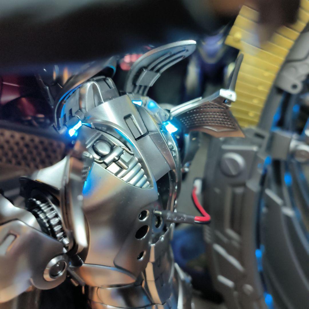 ホットトイズ アイアンマン マーク2 スペシャルエディション 点灯