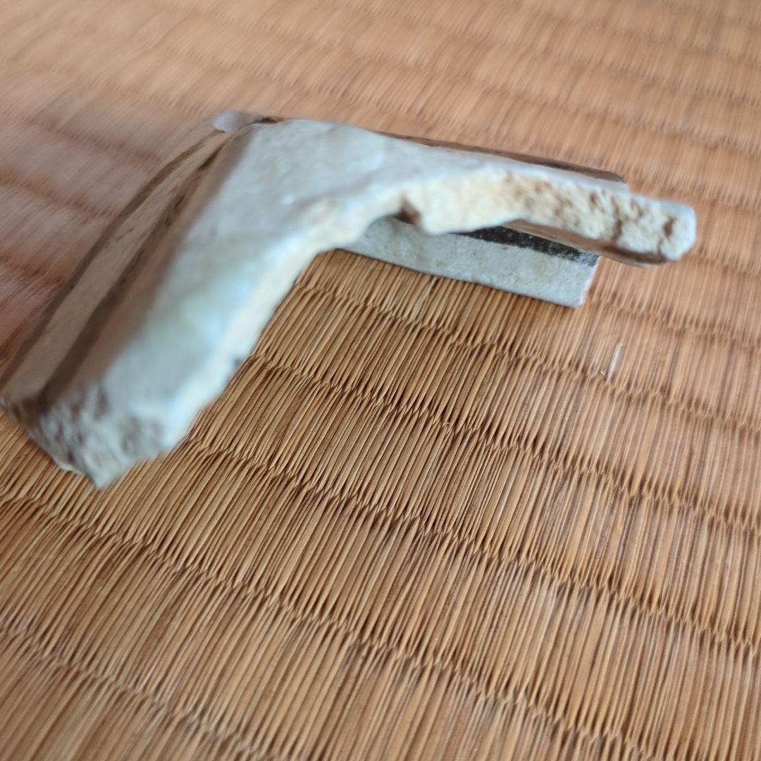 幾何学模様の陶器の破片 織部焼 織部 美濃 骨董品 古美術 志野