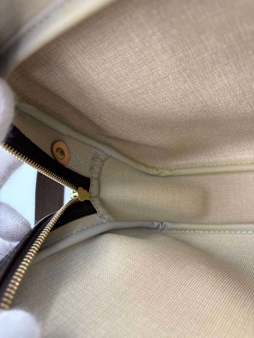 【華】Louis Vuittonモノグラム ショルダーバッグ リポーター