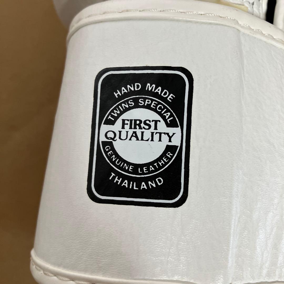 TWINS SPECIAL ボクシンググローブ ホワイト 14オンス 楽天市場】TWINS