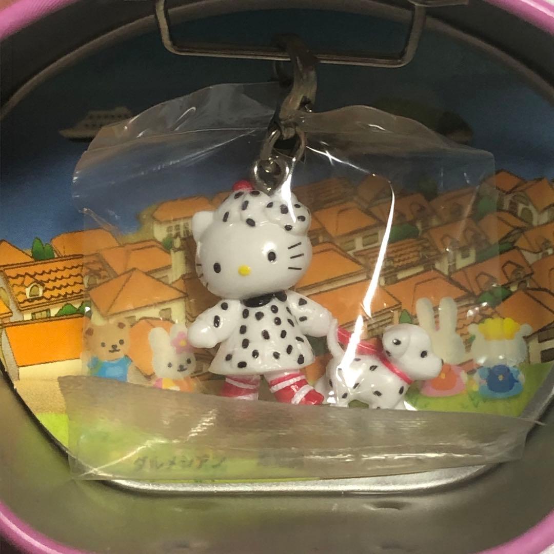 激レア　ハローキティ　世界　子犬のお散歩　ファスナーマスコット　セット　未使用