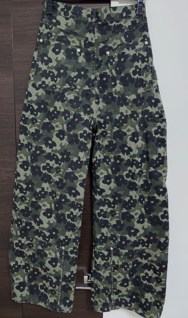 〇MAISON SPECIAL〇フラワーカモフラージュカーブパンツ