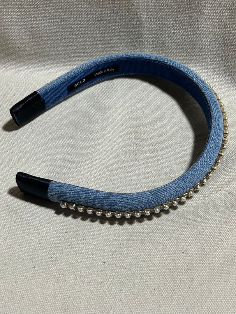 アッカ　デニムアズールパールチェーンカチューシャ