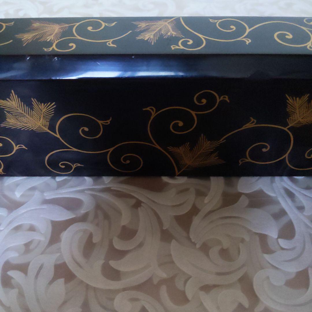 茶道具 炉縁 松唐草 蒔絵師︰西條一斉 表千家 裏千家 【匿名配送】