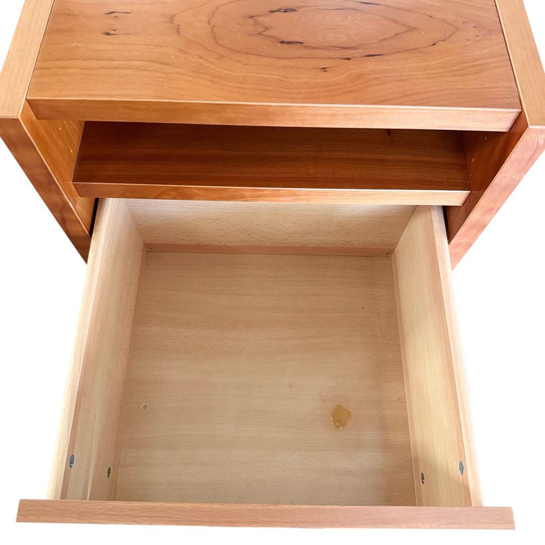 HR713 【廃盤】BoConcept 北欧 ナイトテーブル サイドテーブル