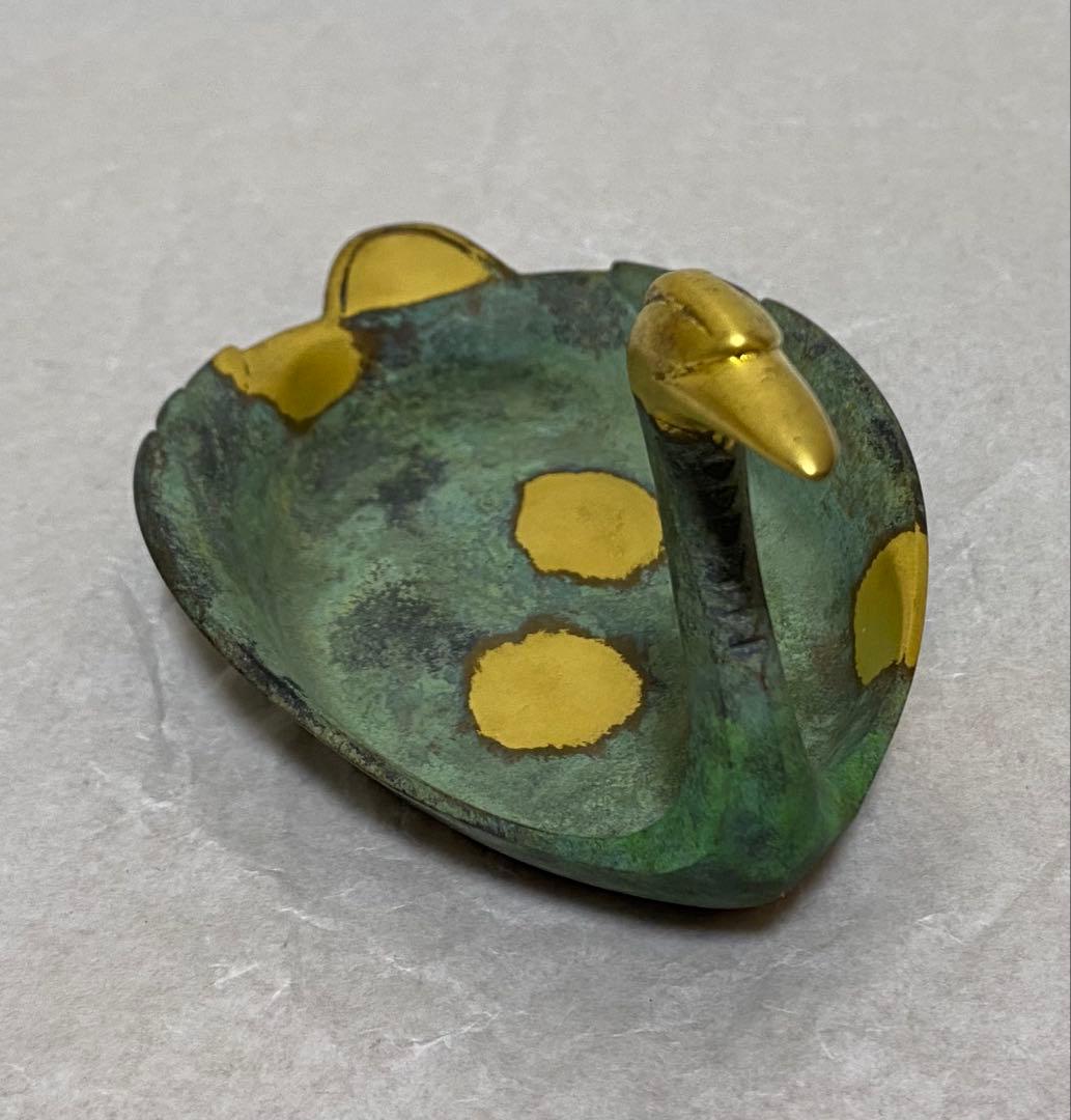 秦蔵六造り　塗金銅花生と塗金銅瑞鳥置物のセット