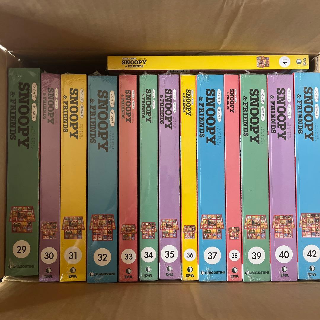 SNOOPY ディアゴスティーニ　【開封済み】1〜17巻【未開封】18~100巻
