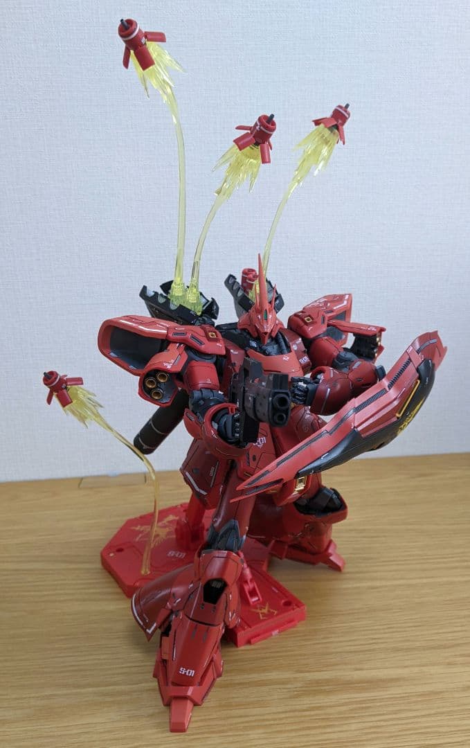 アクシズ、行け！忌まわしい記憶と共に！」ガンプラ完成品MGサザビーver.ka