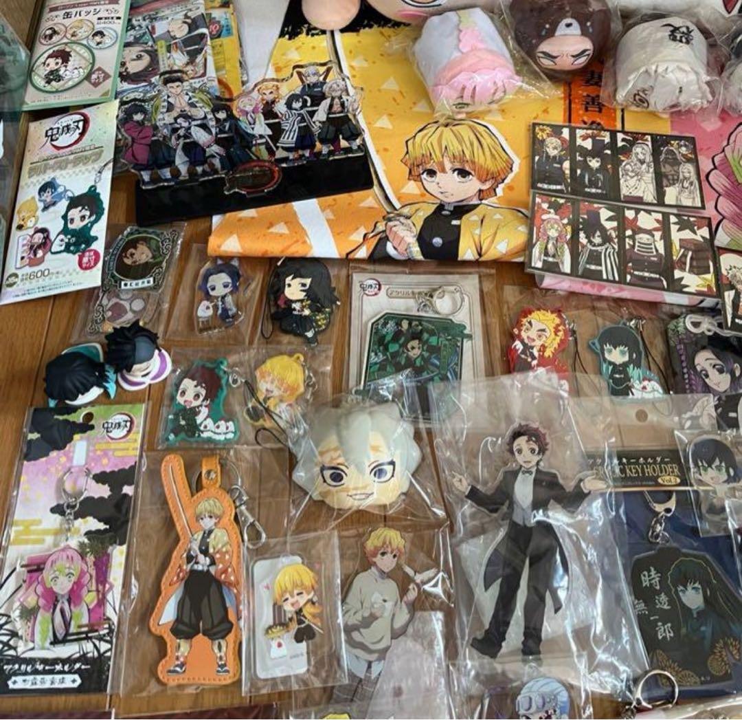 鬼滅の刃 アクリルスタンド アクスタ 缶バッジ フィギュア アクキー まとめ売り