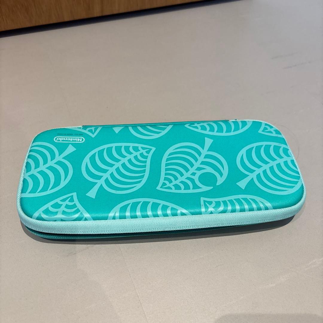 Nintendo Switch 本体セット　携帯ケース付