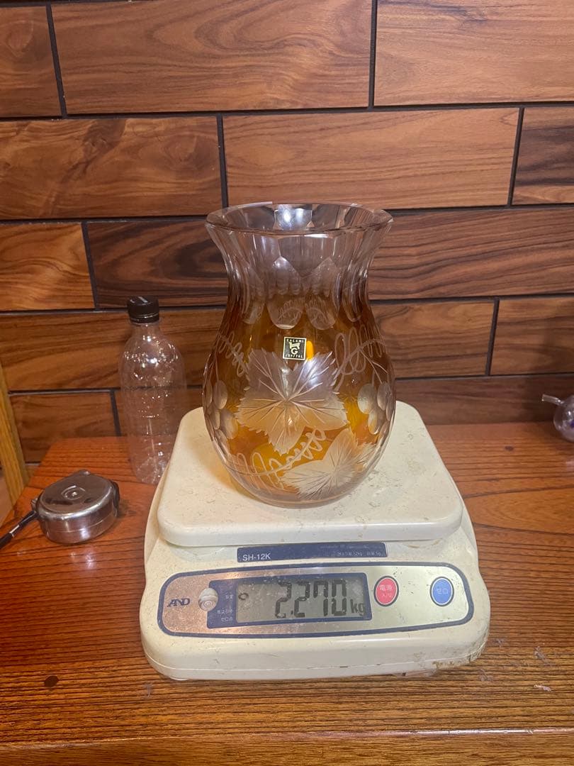 カガミクリスタル 色被せ 黄色 花瓶×1 各務クリスタル 重さ約2.2kg