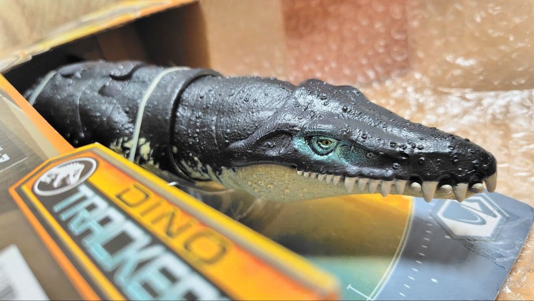 未開封● クロノサウルス ジュラシックワールド DINO TRACKERS 恐竜