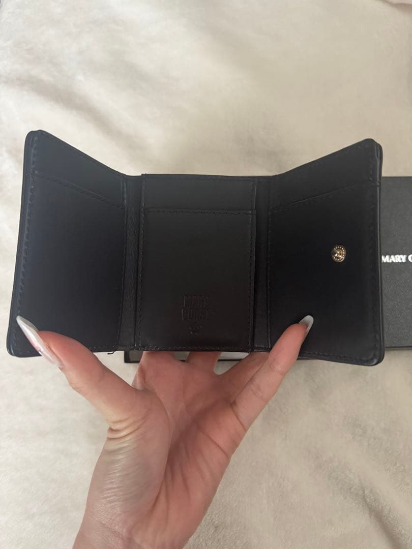 MARY QUANT ブラック 三つ折り財布 デイジーパール