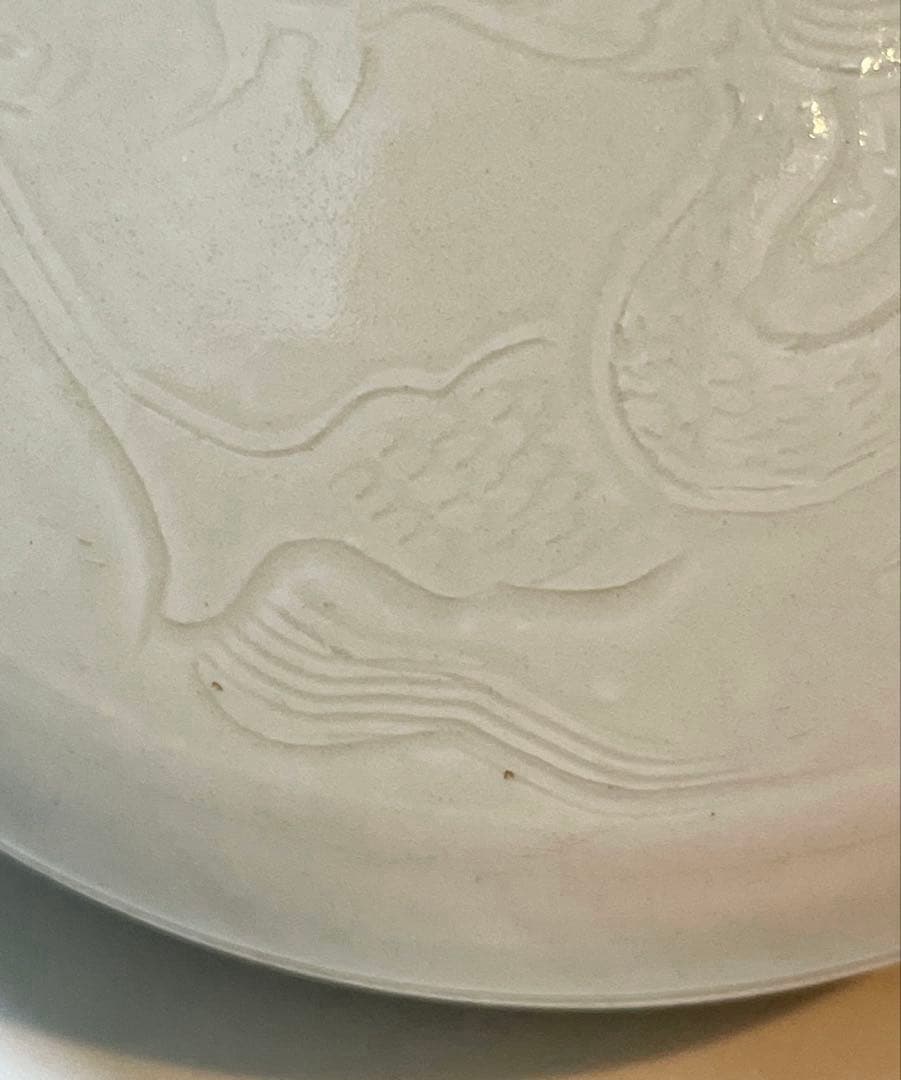 中国 骨董 北宋時代 尚食局 定窯白磁 剔刻 龍紋盒。 - www.properties