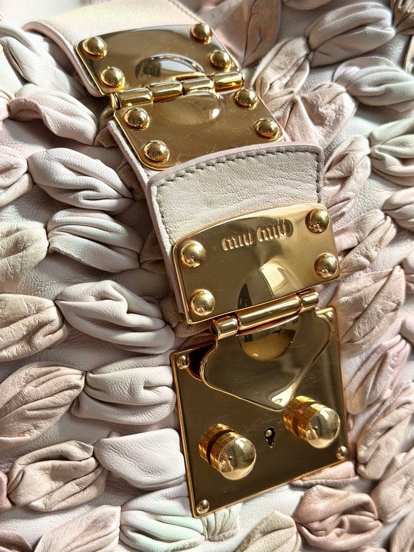 miumiu マトラッセ 2way バッグ カゴバッグ 本革ショルダーバッグ