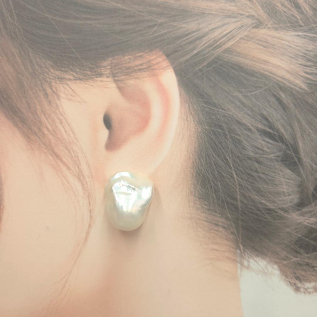 淡水真珠 バロックパールピアス《LARICA、ripsalis風》淡水パール