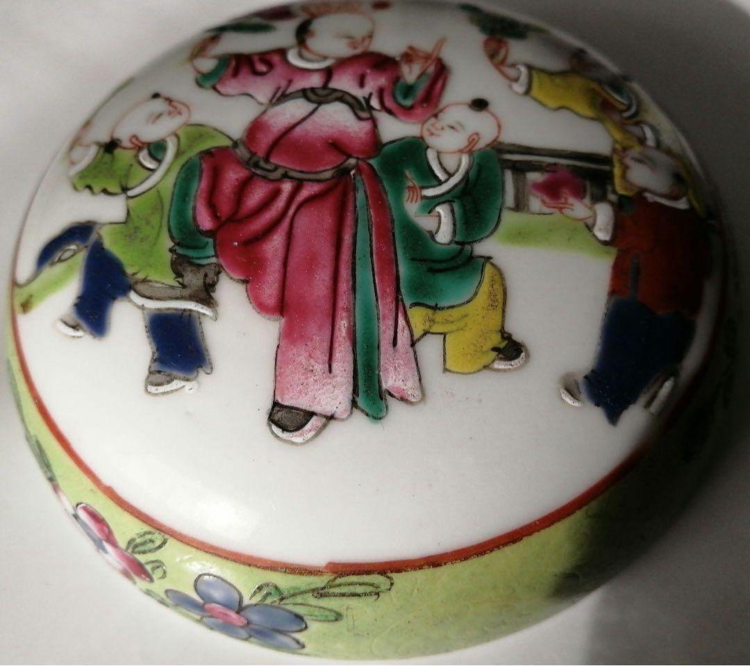 中国 清時代　五彩盒蓋清中晚期粉彩细路五子夺魁人物