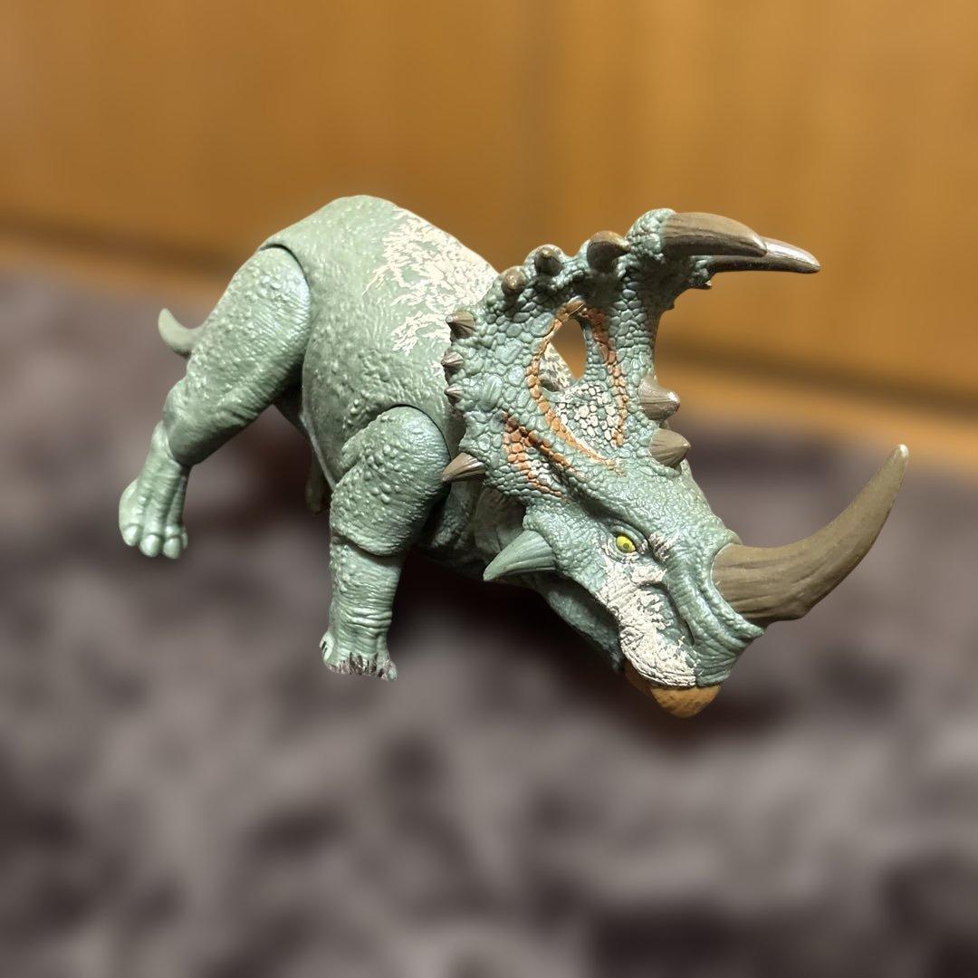 マテル　ジュラシックワールド　恐竜　 ８体セット