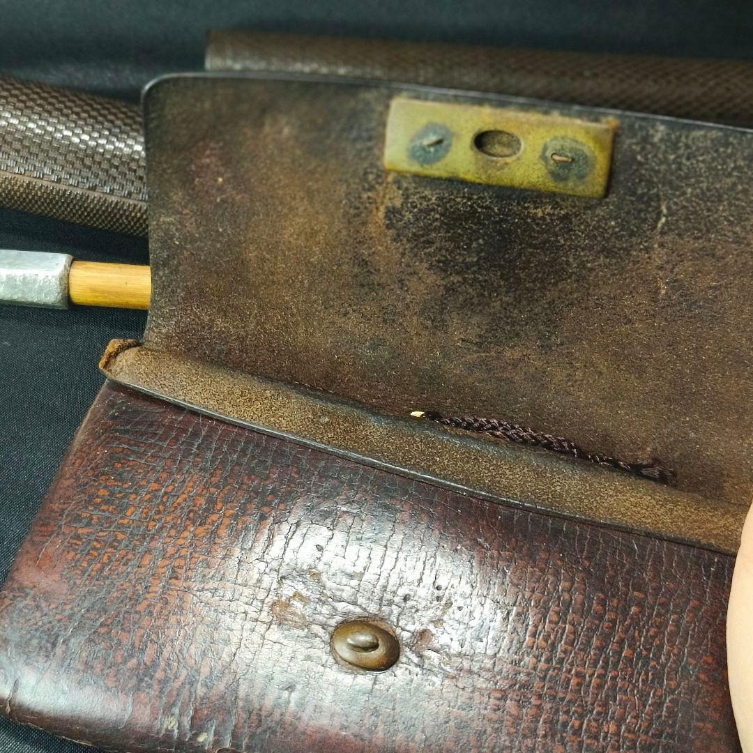 銀製煙管 網代筒 本革タバコ入れ 古銅細工金具 明治ガラス緒締玉 コレクター放出