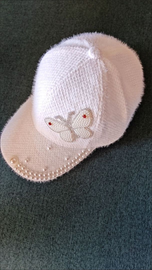 ホワイトニット帽 蝶の刺繍 パール付き チュチュアンナ（tutuanna） ニット帽 ニットキャップ パール付き