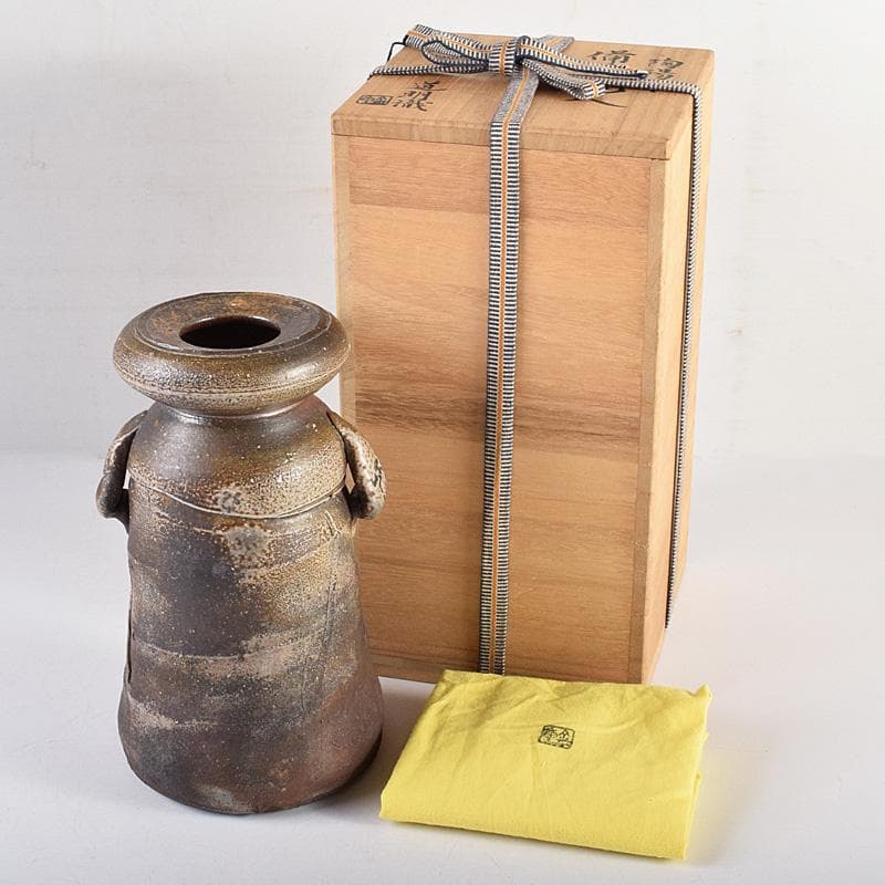 備前焼　人間国宝　金重陶陽作　花入　共布　道明識箱　D　R8519B 備前焼 人間国宝 金重陶陽作 花入 共布 道明識箱 D R8519B 備前焼 人間