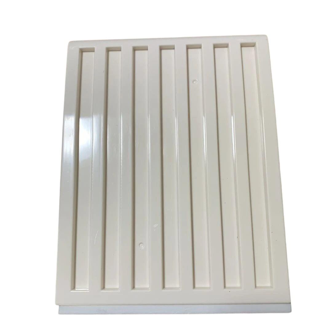 Almond Eye 17勝記念 THANKO 「俺の自販機」自販機型保冷庫 - メルカリ