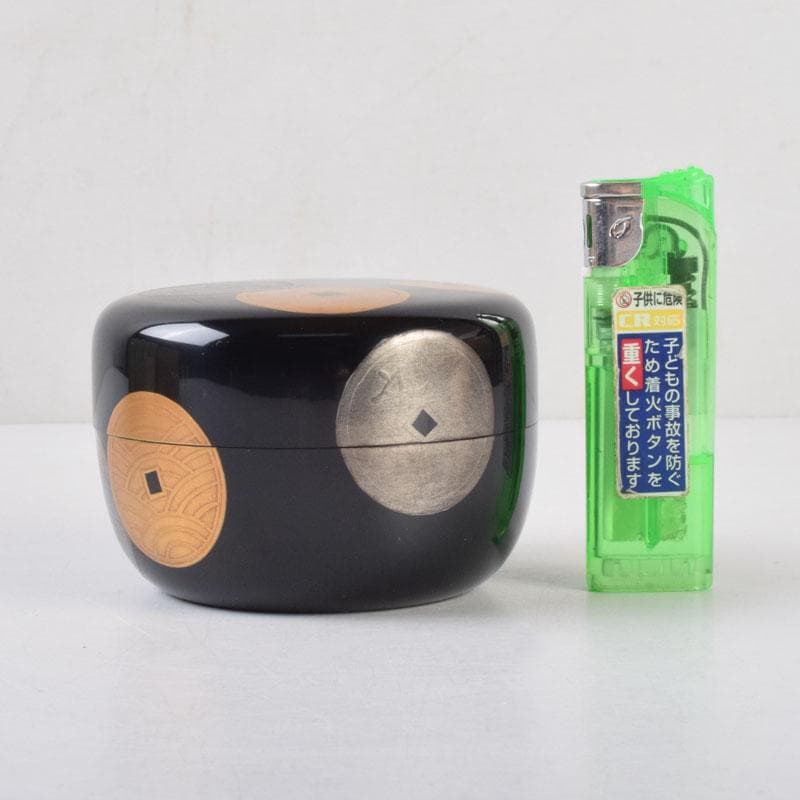 茶道具 蒔絵師 勝太郎造 古銭蒔絵 大平棗 共布共箱 V 8658 - メルカリ