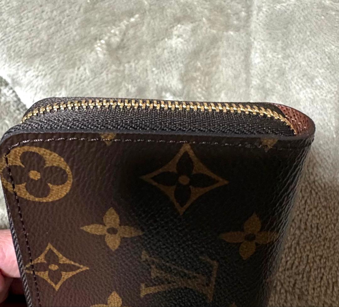Louis Vuitton ジッピー・パース