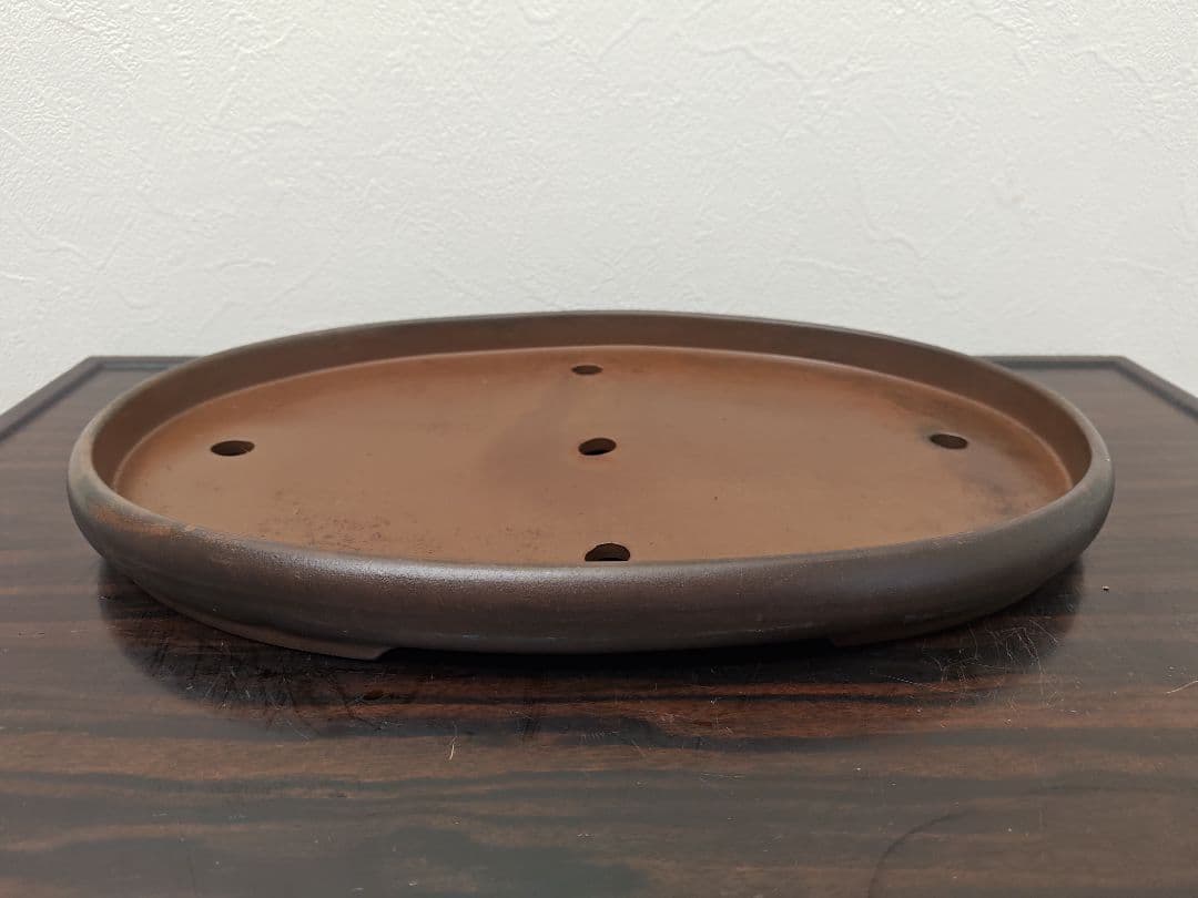 陶器製楕円形盆栽鉢 約40cm× 26cm×3.5cm　薄型・中型盆栽鉢　落款